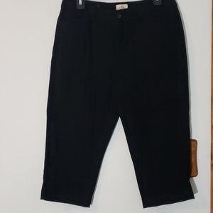 St John's Bay Black Crop pants sz 10